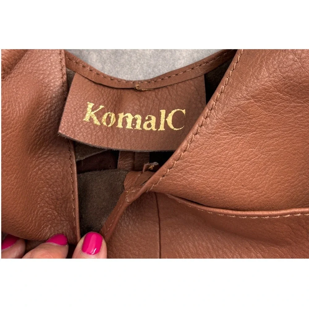 Komal C Leather Hobo Bag Womens Large Caramel Excellent Slouchy Boho Shoulder
